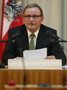 Der 2.Nationalratspräsident Karlheinz Kopf (V) eröffnet die Aussprache