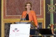 Begrüßung durch Parlamentsvizedirektorin Susanne Janistyn-Novák