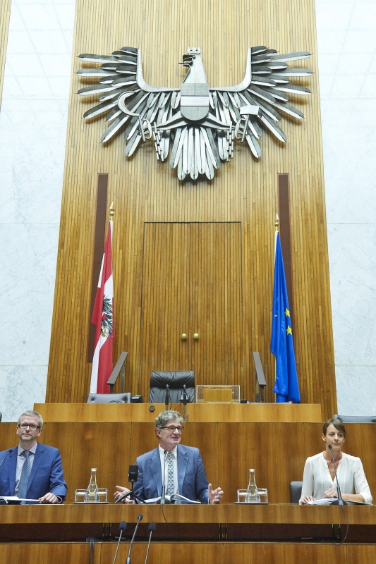 v.li.: Jens-Uwe Krause, Roger Willemsen und Annette Schiedeck bei der Lesung