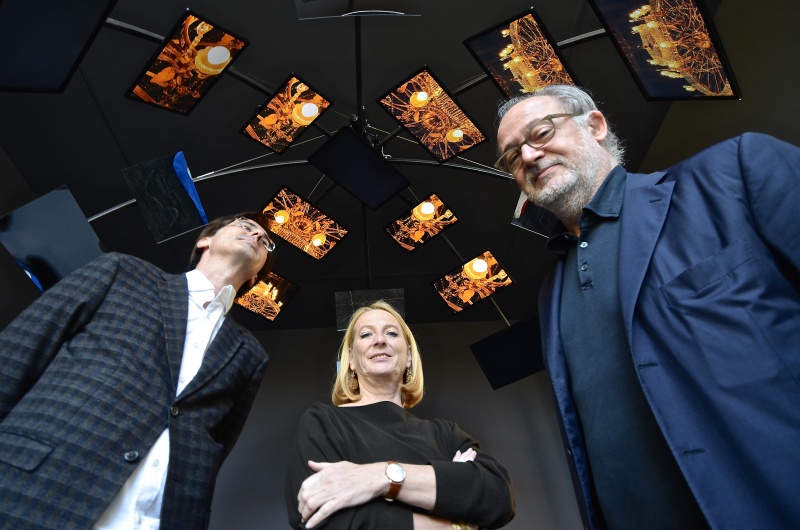 v.li.: Biennale-Kommissär Christian Kühn, Nationalratspräsidentin Doris Bures (S) und Architekt Andras Palffy im Österreich-Pavillon