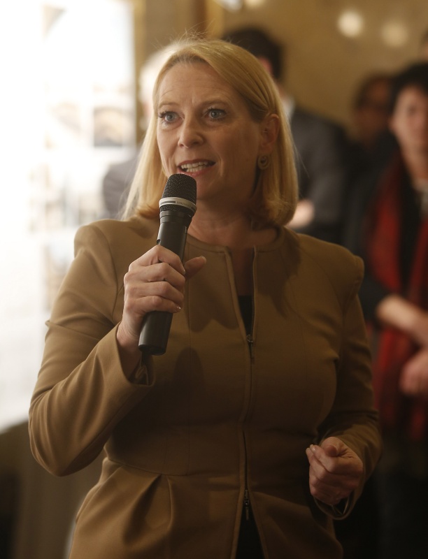 Nationalratspräsidentin Doris Bures (S) bei der Begrüßung