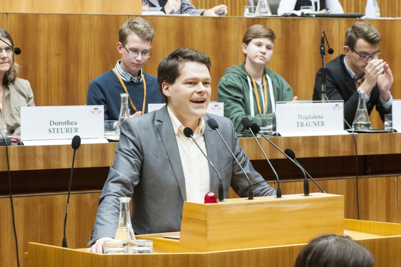 Jürgen Czernohorszky am Rednerpult