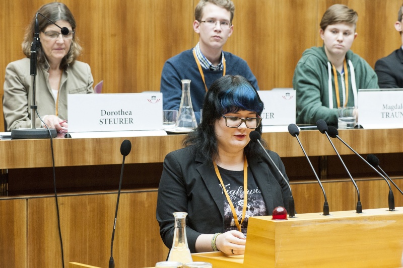 Cornelia Schenk  am Rednerpult