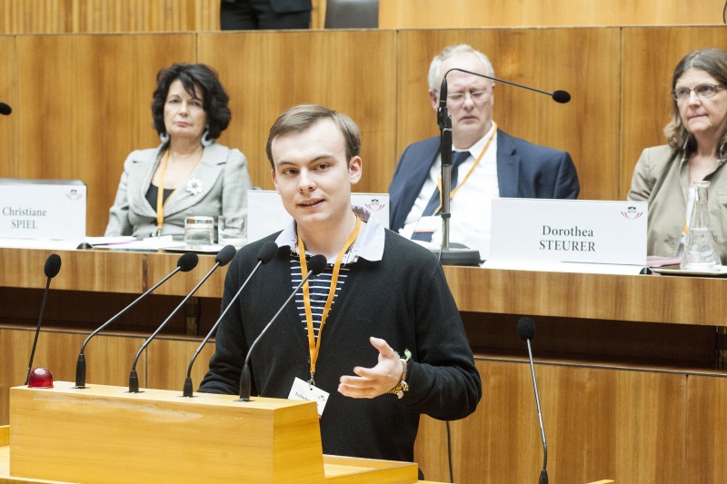 Daniel Preglau am Rednerpult