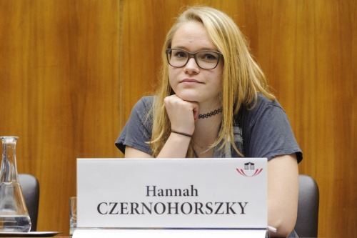 Hannah Czernohorszky beim Panel 3