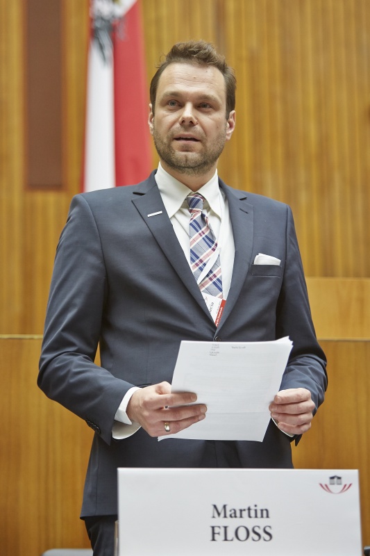 Stadt Salzburg Dr. Martin Floss bei seiner Rede