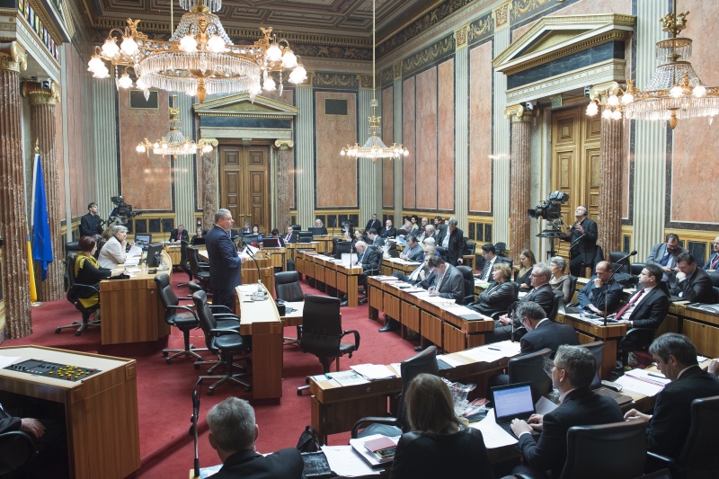 Landwirtschaftsminister Andrä Rupprechter (V) bei seiner Erklärung an den Bundesrat. Blick in Richtung Bundesratsmitglieder
