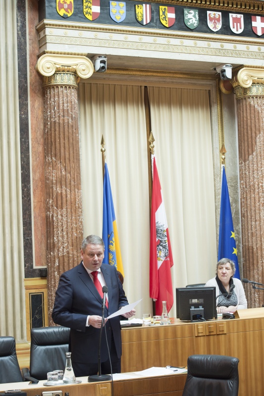 Landwirtschaftsminister Andrä Rupprechter (V) bei seiner Erklärung an den Bundesrat