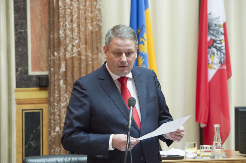 Landwirtschaftsminister Andrä Rupprechter (V) bei seiner Erklärung an den Bundesrat