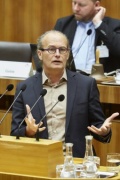 Präsident EUFORES Claude Turmes am Rednerpult