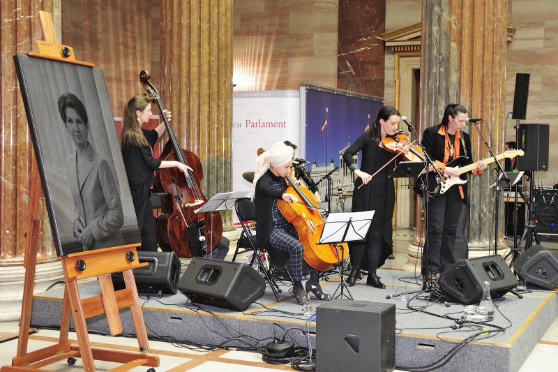 Musikalische Umrahmung Gruppe Madame Baheux