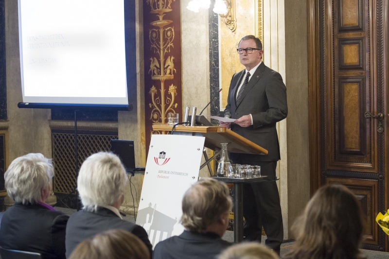 Begrüßung durch den zweiten Nationalratspräsidenten Karlheinz Kopf (V)