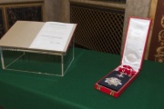 Grosses Silbernes Ehrenzeichen am Bande für Verdienste um die Republik Österreich