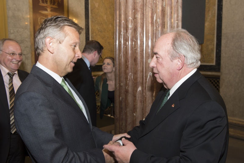 v.li. Klubobmann Reinhold Lopatka (V) und Zweiter Nationalratspräsident a.D. Fritz Neugebauer