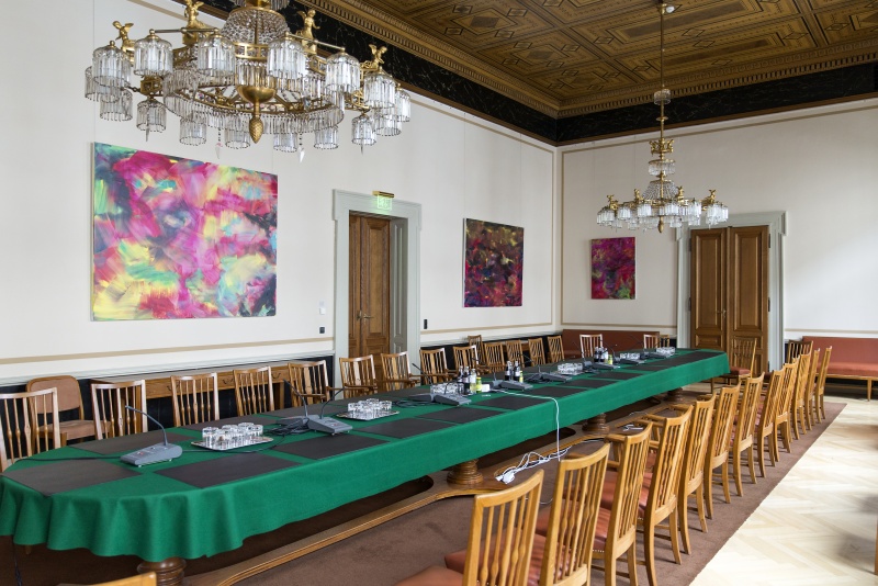 Herbert Brandl - OHne Titel (3x) im Lokal IV