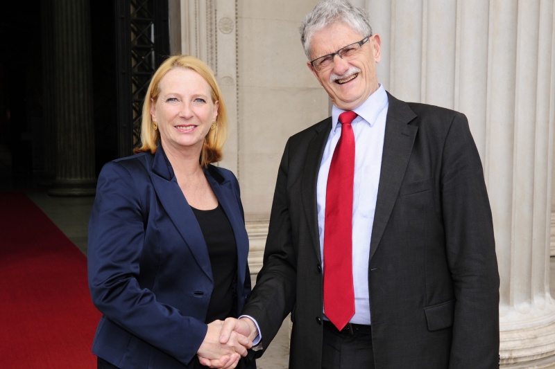 v.li.: Nationalratspräsidentin Doris Bures (S) und der dänische Parlamentspräsident Mogens Lykketoft