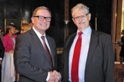 v.li.:  Der Zweite Nationalratspräsident Karlheinzkopf (V) begrüßt den dänischen Parlamentspräsidenten Mogens Lykketoft