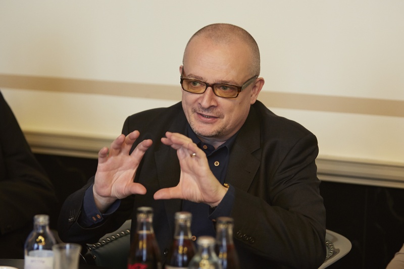 Bernhard Heinzelmaier Institut für Jugendkulturforschung