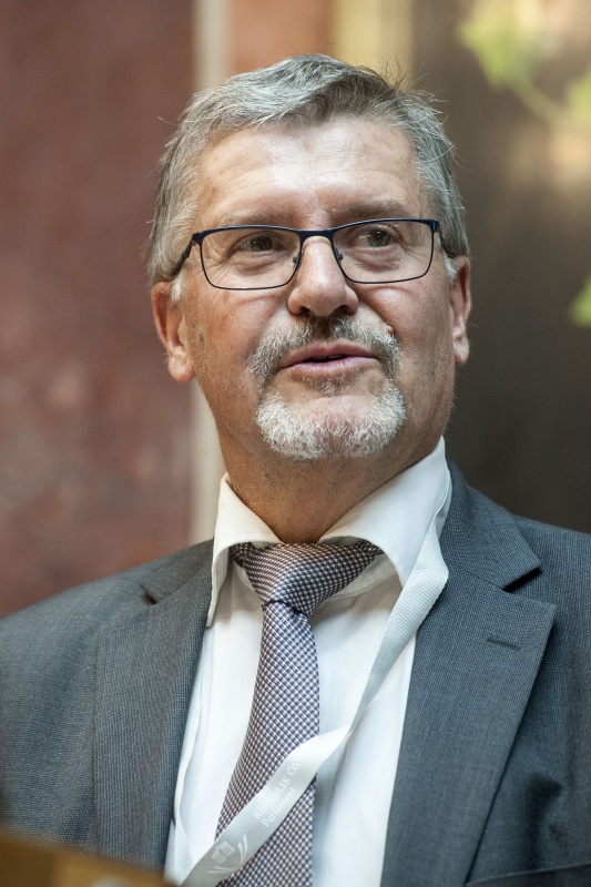 Leiter Programme und Projekte International Austrian Development Agency Robert Zeiner bei seiner Eröffnungsrede