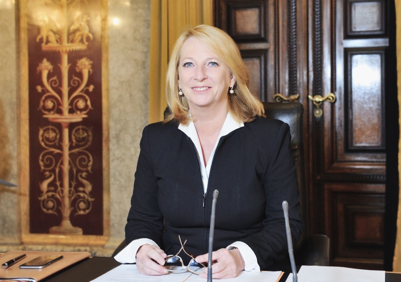 Nationalratspräsidentin Doris Bures (S) am Vorsitz