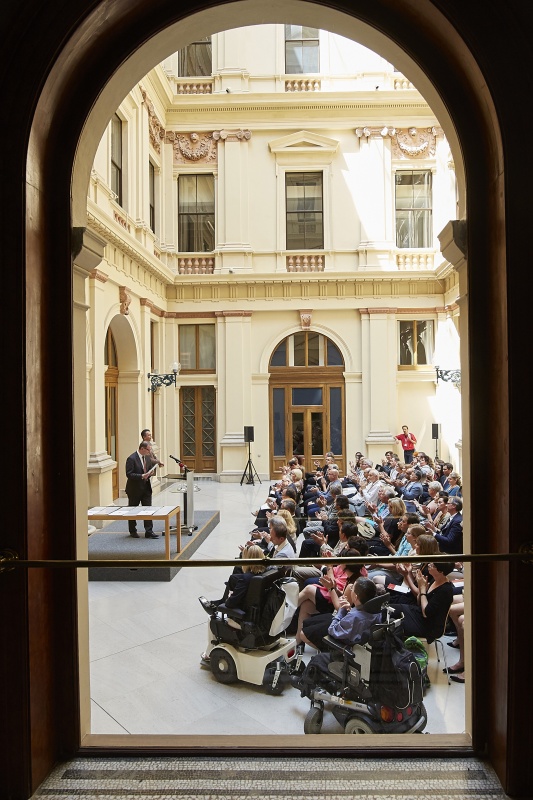 Zweiter Nationalratspräsident Karlheinz Kopf (V) am Rednerpult