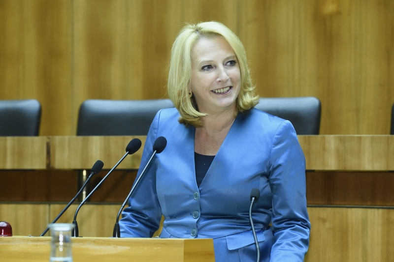 Nationalratspräsidentin Doris Bures (S) am Wort