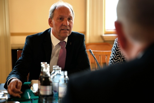 Österreichische Vorsitzende der österreichisch-deutschen bilateralen parlamentarischen Gruppe Nationalratsabgeordneter Johann Hechtl (S)