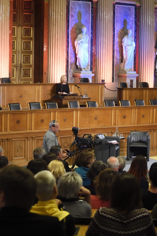 Nationalratspräsidentin Doris Bures (S) am Wort