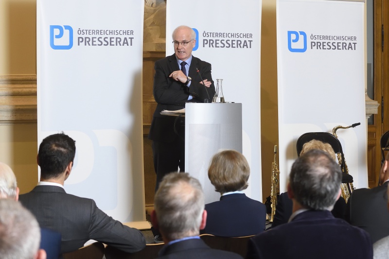 Direktor Ethical Journalism Network Aidan White am Wort