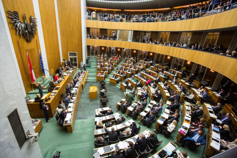 Finanzminister Hans Jörg Schelling (V) bei seiner Budgetrede