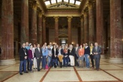 Gruppenfoto mit einer Delegation des Salzburger Landtages und Bundesratspräsident Gottfried Kneifel (V) (re)