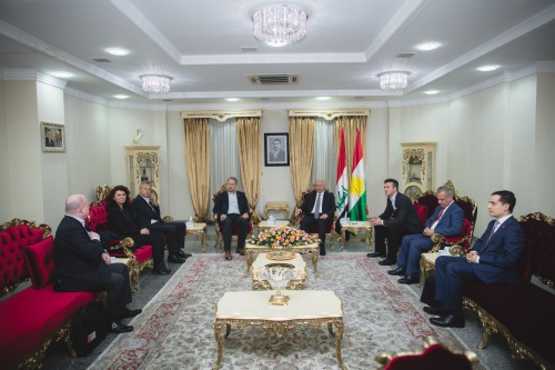 Aussprache der kurdischen und österreichischen Delegationen