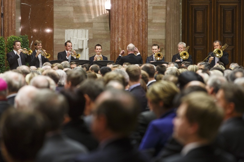 Musikalische Untermalung der Wiener Philharmoniker