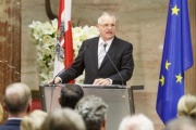 Bundesratspräsident Gottfried Kneifel (V) begrüßt die VeranstaltungsteilnehmerInnen
