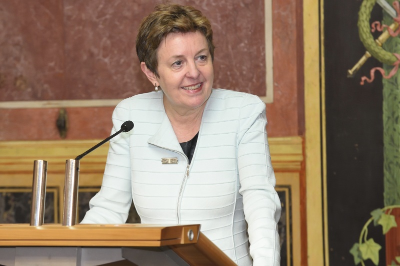 Salzburg Centre of European Union Studies Sonja Puntscher-Riekmann