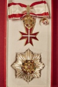 Große Goldene Ehrenzeichen mit dem Stern für die Verdienste um die Republik Österreich