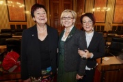 v.li. die geehrten Bundesrätinnen Susanne Kurz (S) , Adelheid Ebner (S) und Ana Blatnik (S)