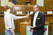 Dritter Nationalratspräsident Norbert Hofer (F) im Interview mit einer Schülerin