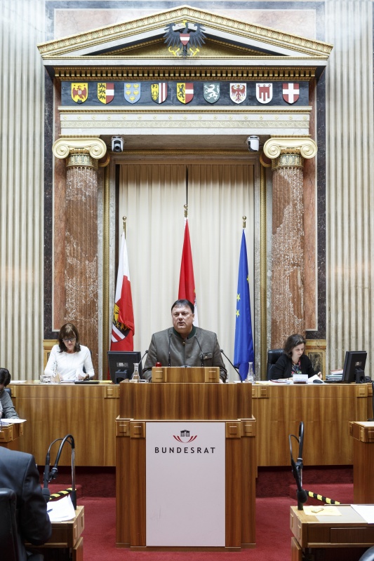 Bundesrat Andreas Köll (V) am Rednerpult