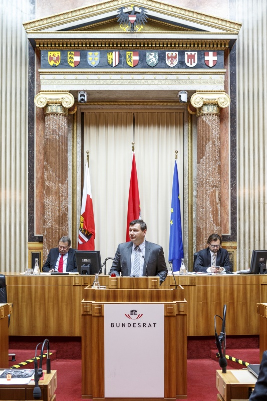 Bundesrat Andreas Pum (V) am Rednerpult