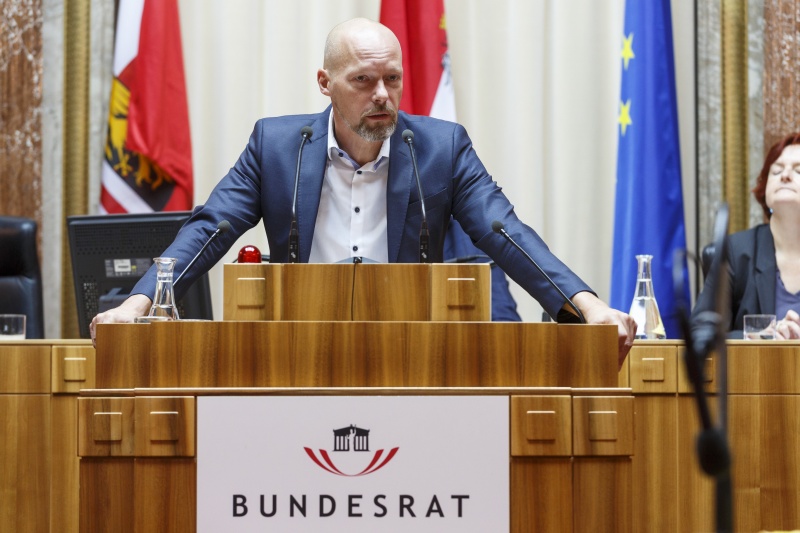Bundesrat Marco Schreuder (G) am Rednerpult