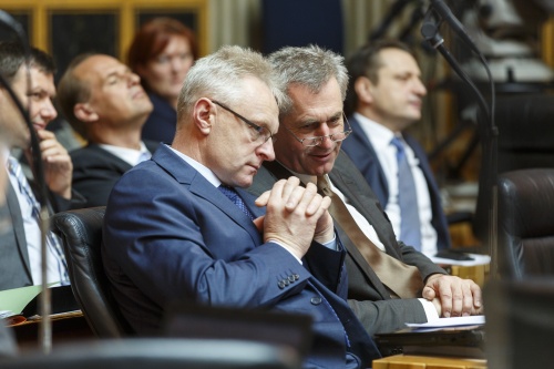 v.li.: Bundesrat Ferdinand Tiefnig (V) und Martin Preineder (V) im Gespräch