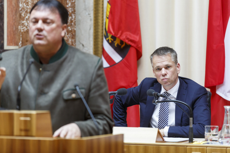 Bundesratsvizepräsident Harald Himmer (V) am Präsidium