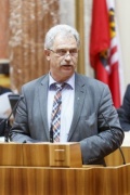 Bundesrat Peter Oberlehner (V) am Rednerpult