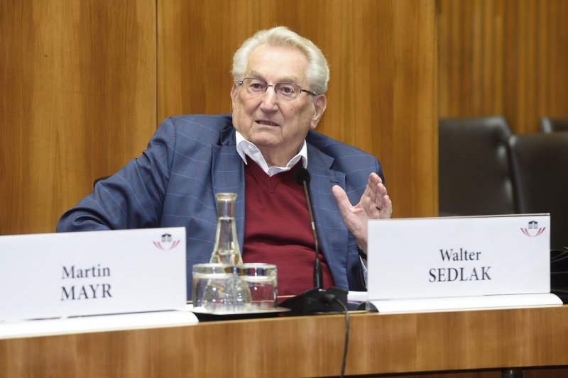 Leiter des Bereiches Sozialversicherung i.d. Arbeiterkammer a.D. Walter Sedlak am Wort