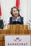 Bundesrätin Sonja Zwazl (V) am Rednerpult