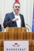 Bundesrat Mario Lindner (S) am Rednerpult