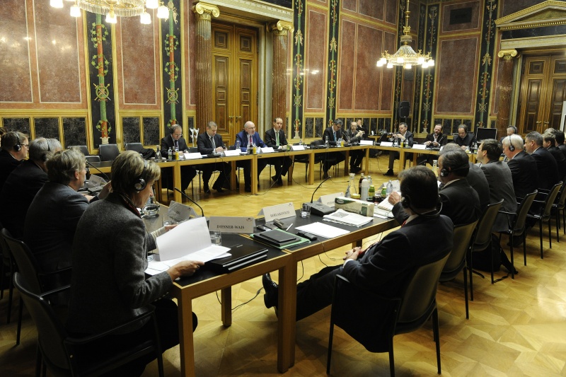 Aussprache der Mitglieder des Land- und Forstwirtschaftsausschusses mit EU-Kommissar Phil Hogan