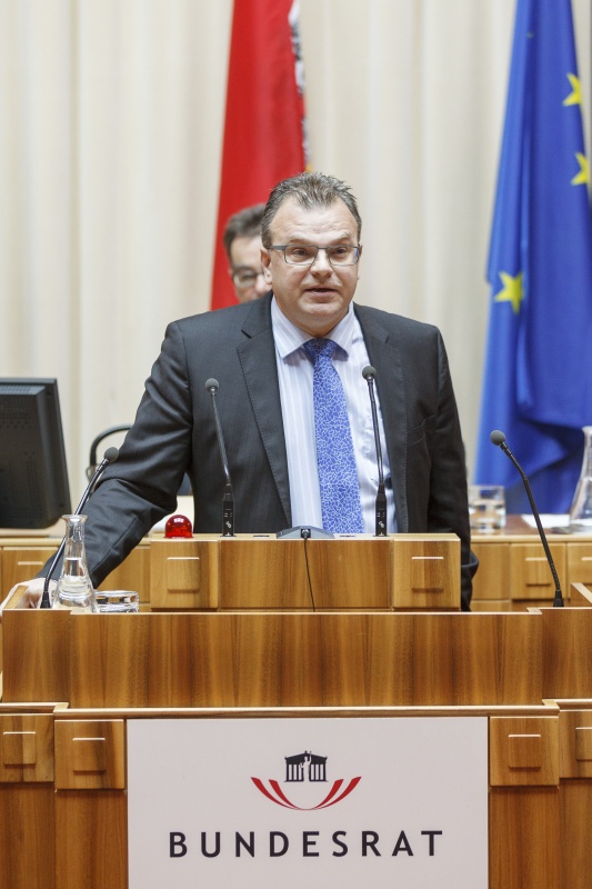 Bundesrat Hans-Jörg Jenewein (F) am Rednerpult