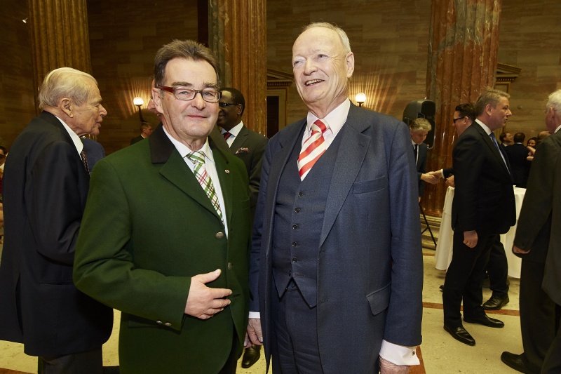 von links: Bundesratspräsident Josef Saller (V), Andreas Khol